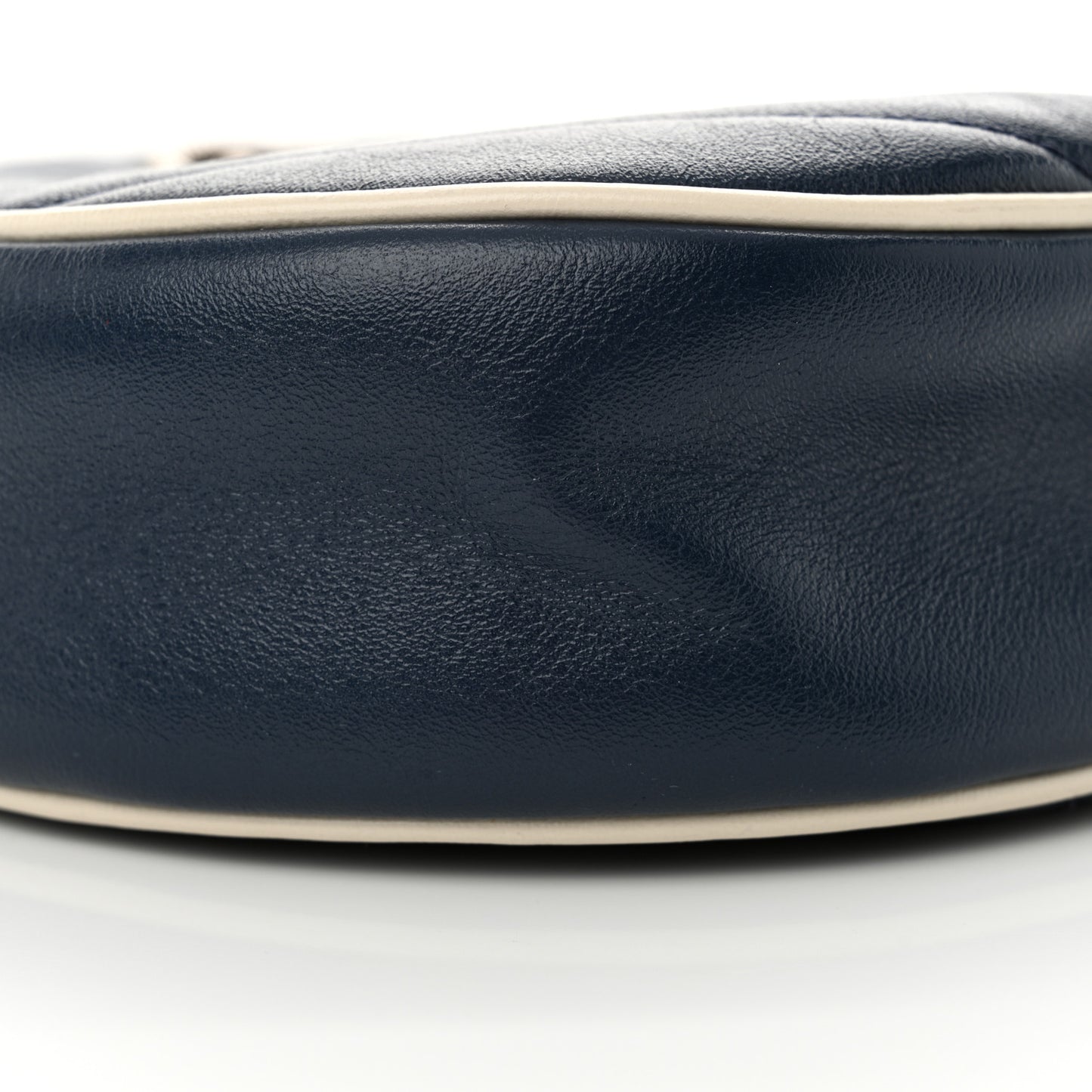 Azalea Calfskin Matelasse Diagonal Mini Torchon GG Marmont Round Shoulder Bag Blue Agata Mystic White