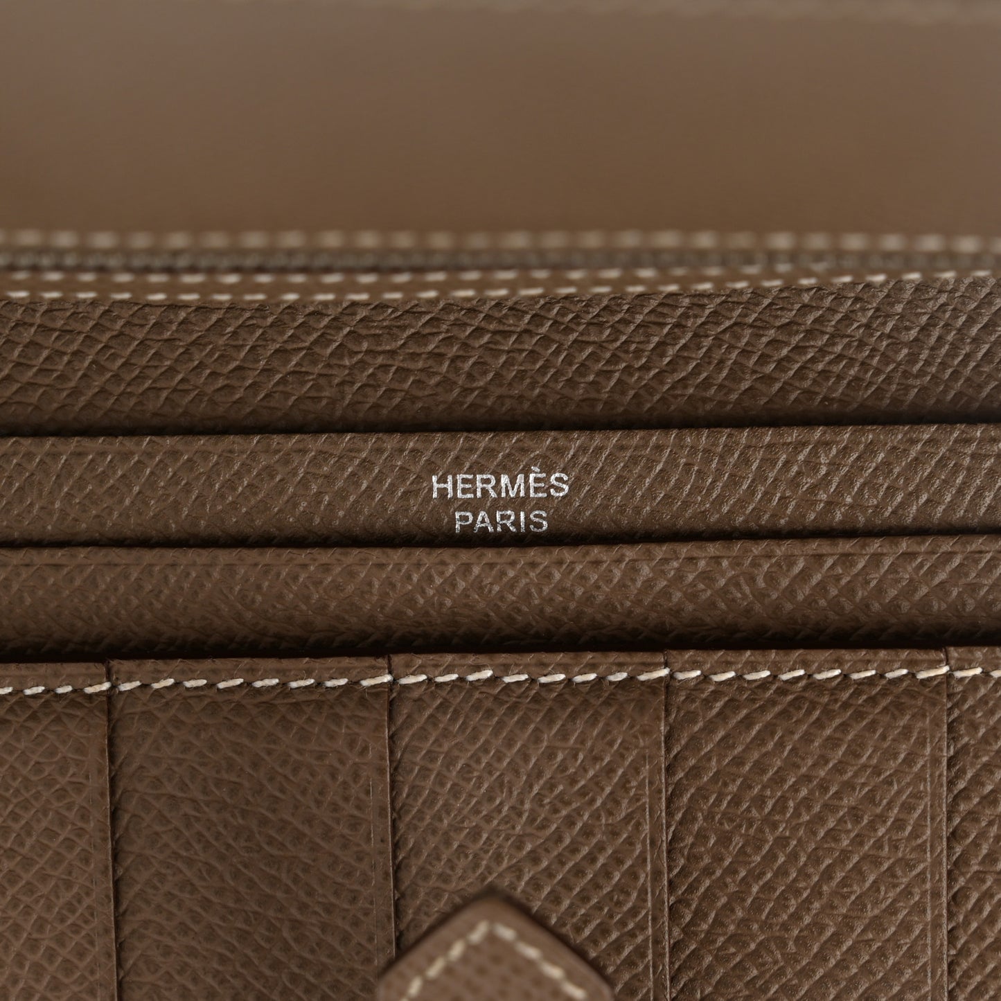 Epsom Bearn Gusset Wallet Etoupe
