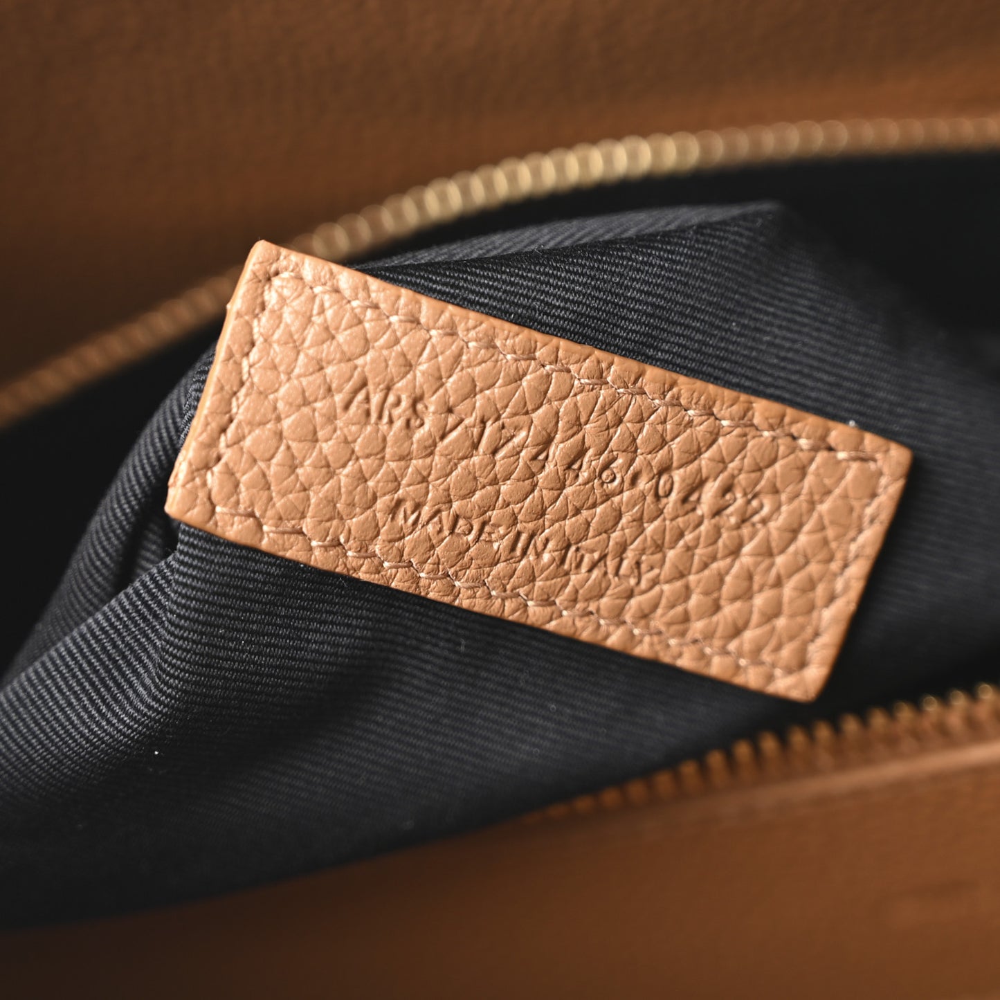 Grained Calfskin Large Souple Sac De Jour Cinnamon