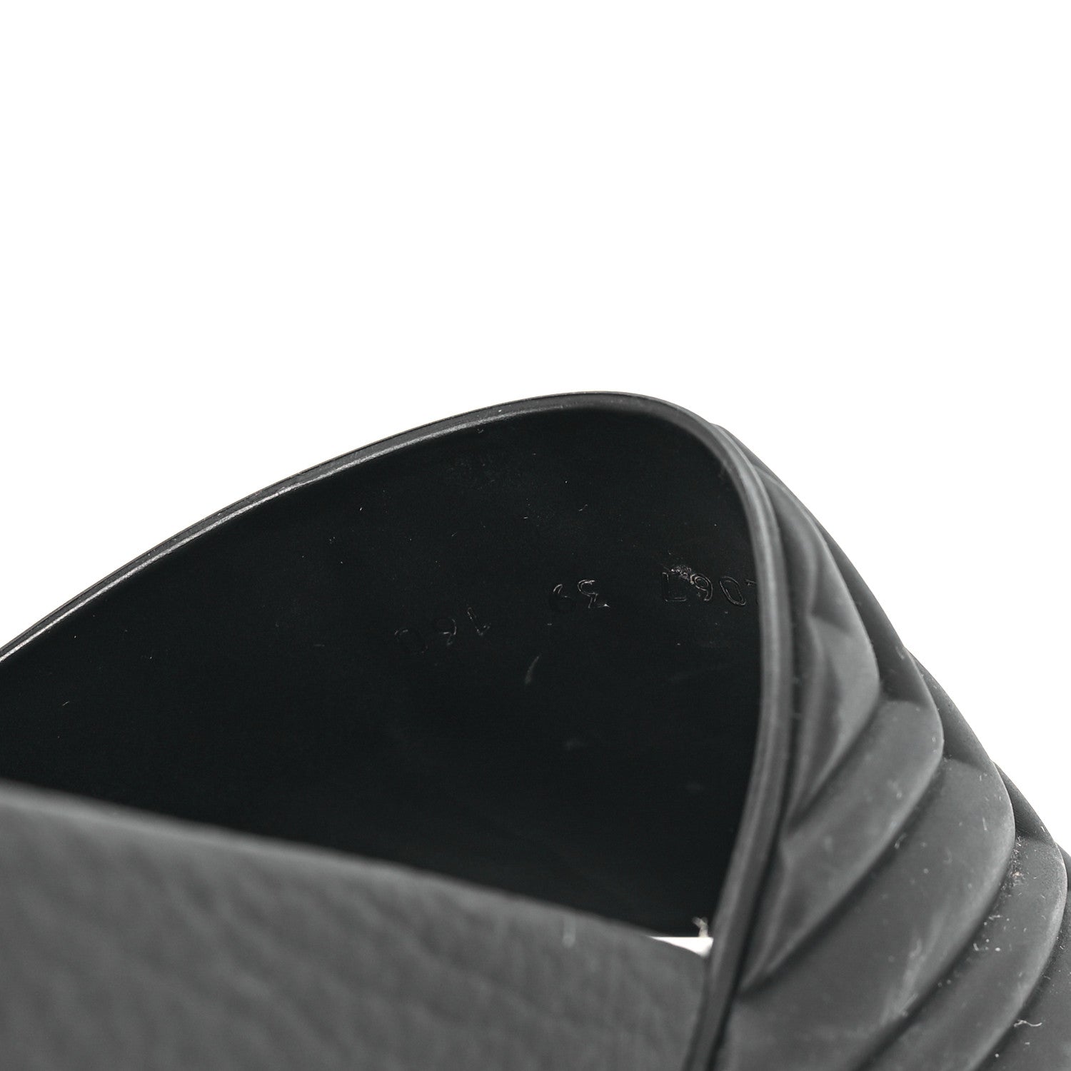 Gucci Rubber Matelasse Womens Slide Sandals 39 Black 8 of 9