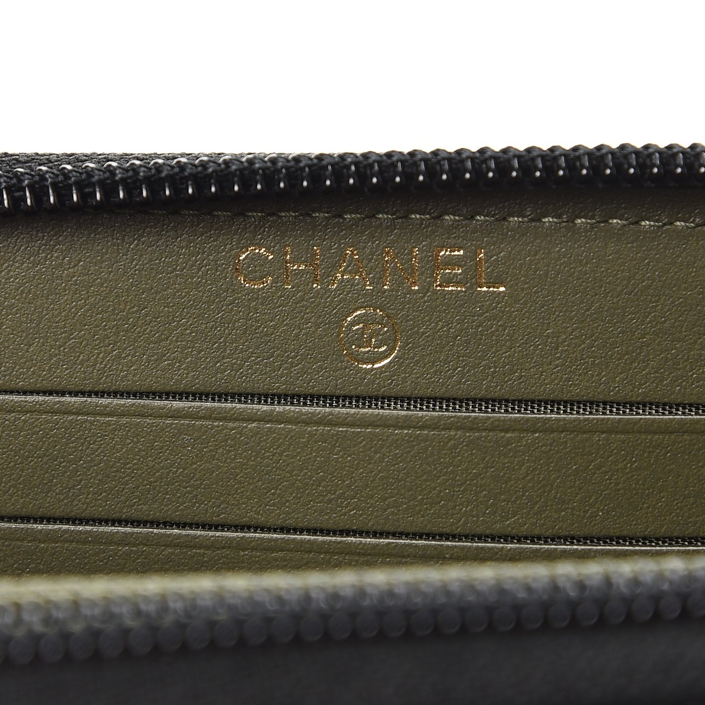 Caviar Quilted Small Boy Zip Around Wallet Black