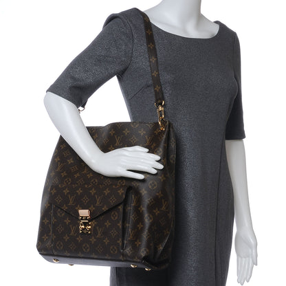 Louis Vuitton Monogram Metis 2 of 8
