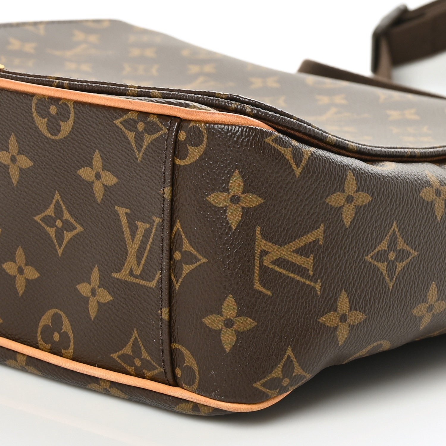 Louis Vuitton Monogram Abbesses Messenger Bag 8 of 8