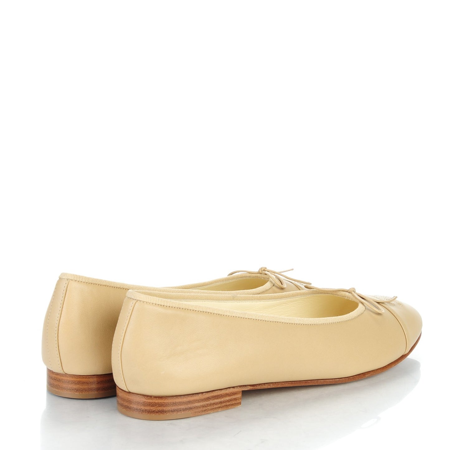 Lambskin Cap Toe CC Ballerina Flats 40 Light Beige