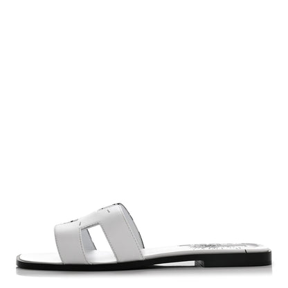 Hermes Calfskin Peinture Fraiche Oran Sandals 40 White Black 1 of 8