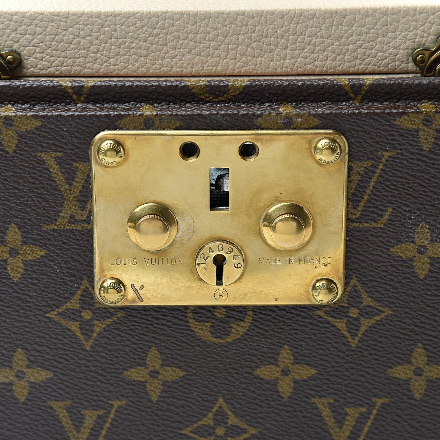 Monogram Boite Flacons Beauty Train Trunk Case