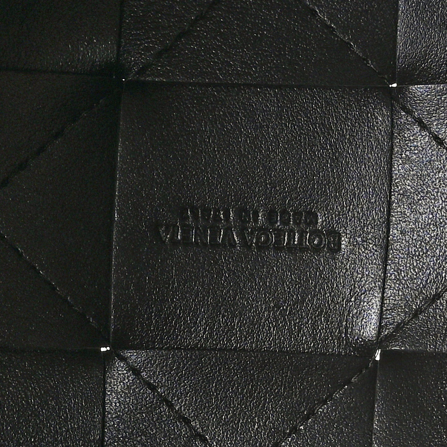 Nappa Maxi Intrecciato Cassette Bucket Bag Fondant