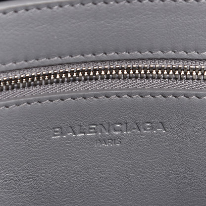 Balenciaga Calfskin M Triangle Duffle Gris Beton 6 of 13