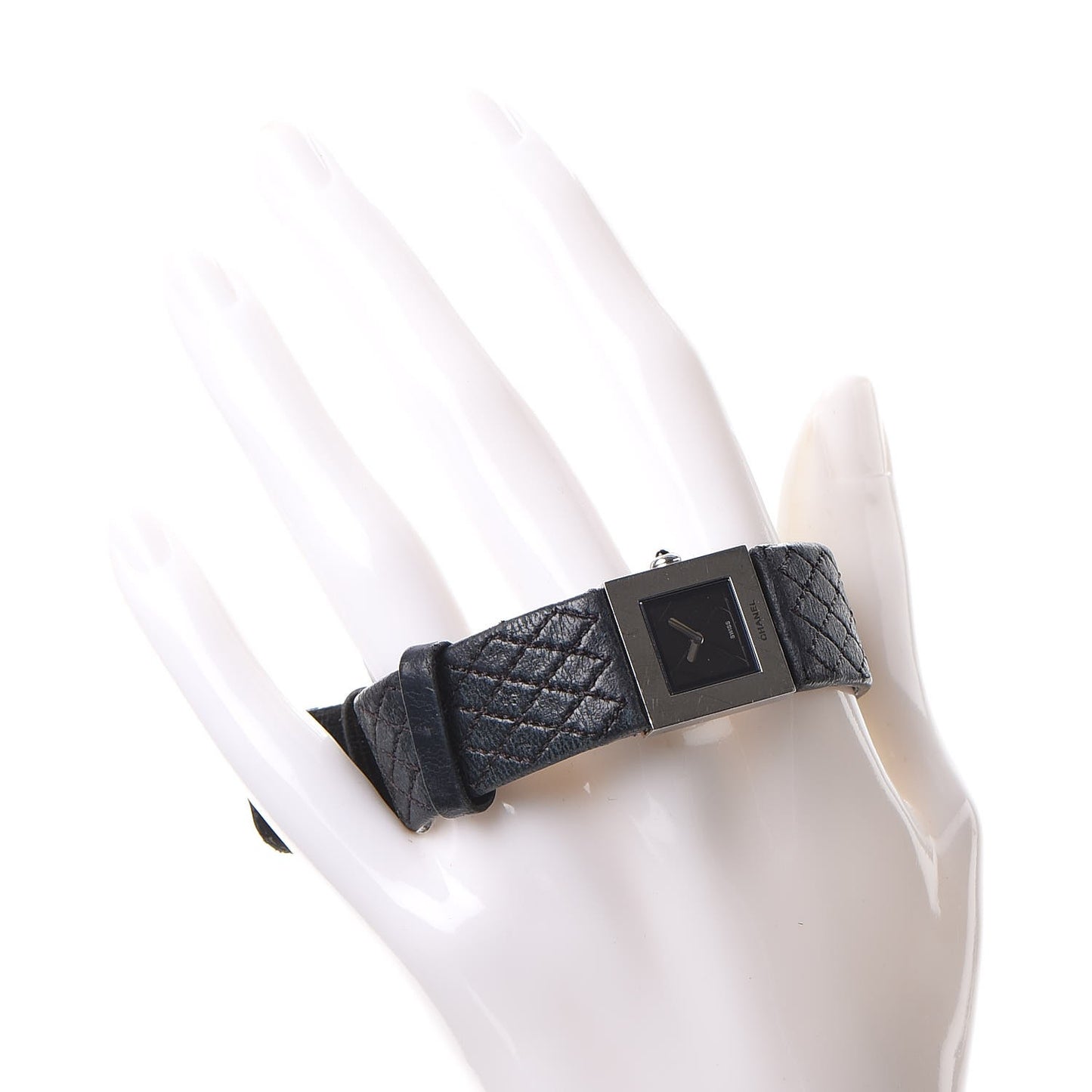 Stainless Steel Calfskin 19mm Quilted Matelasse Quartz Watch Black