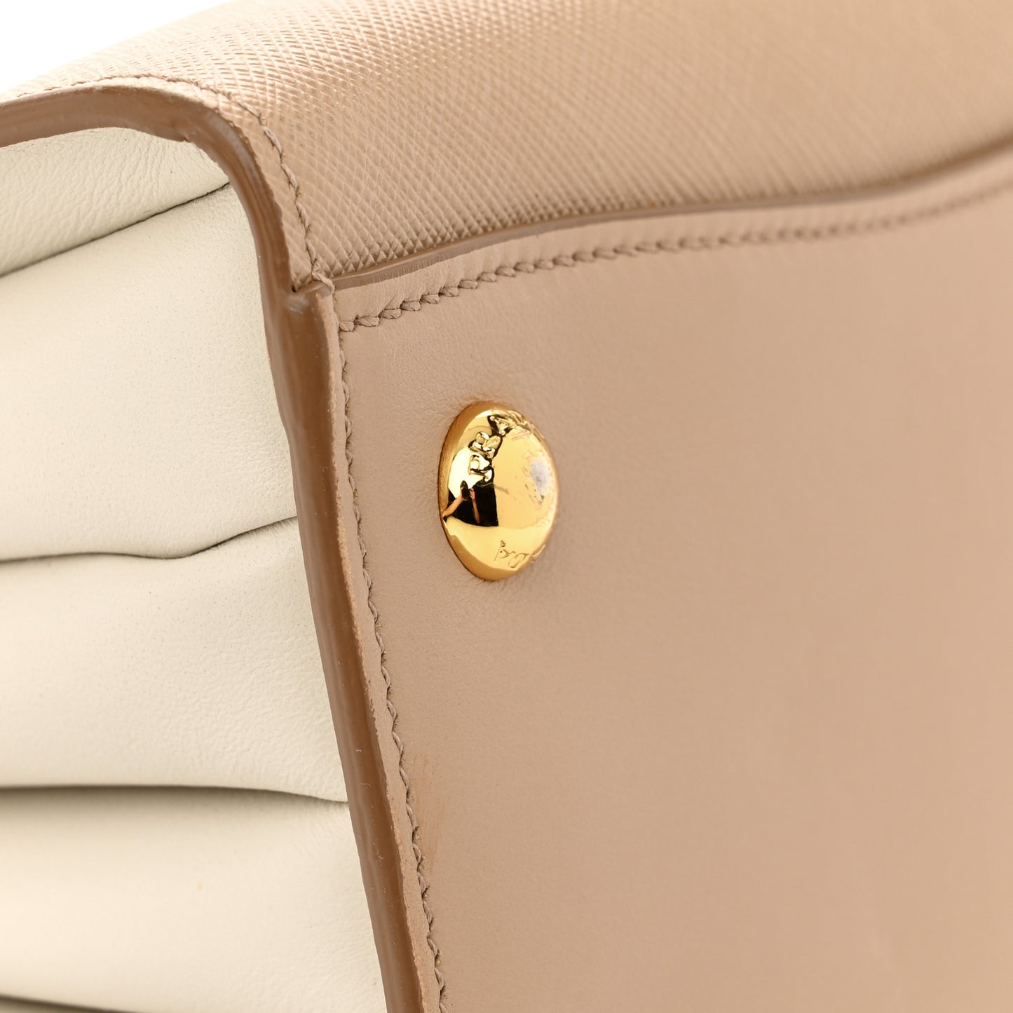 Saffiano City Calfskin Bibliothèque Top Handle Cammeo Talco