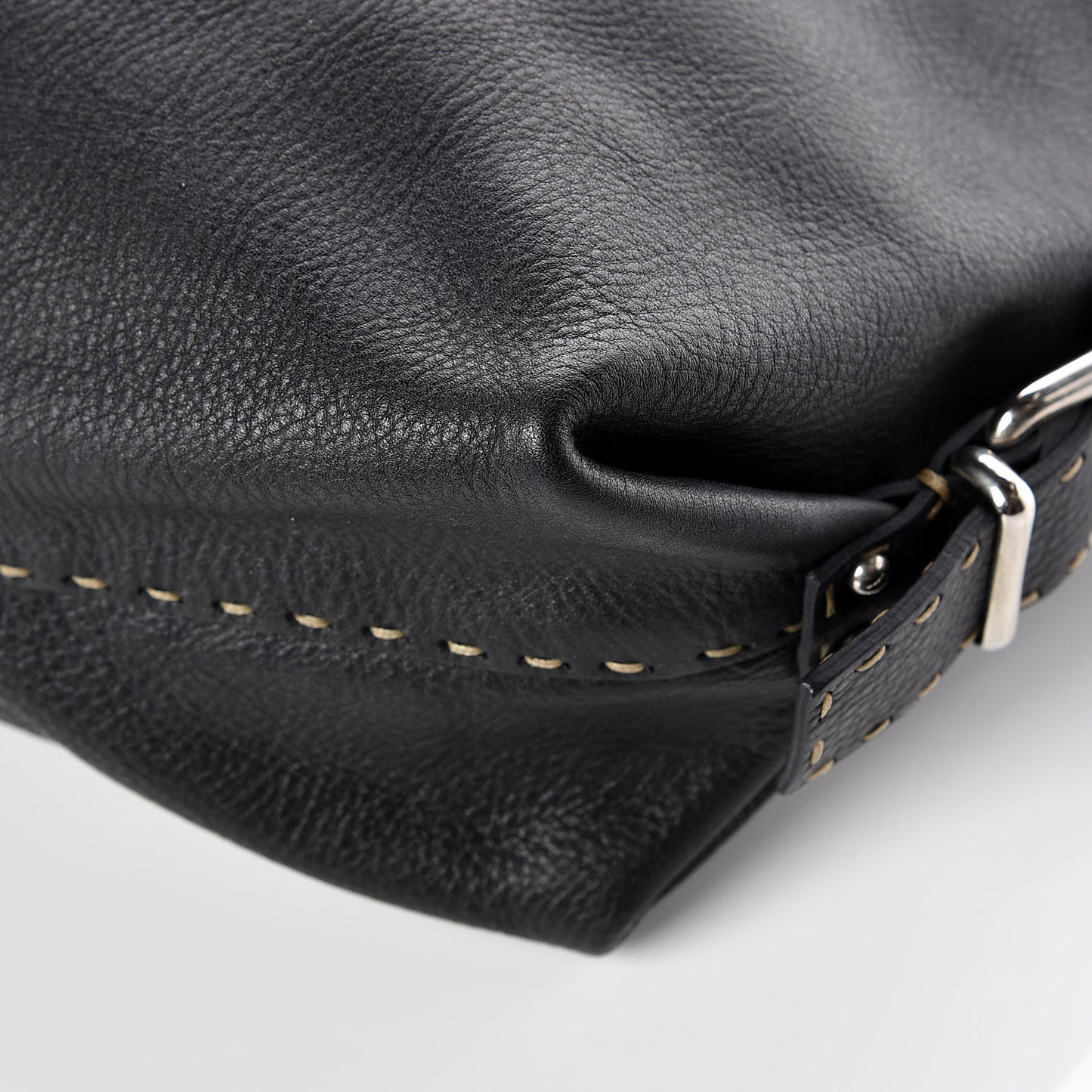 Calfskin Romano Large Selleria Hobo Black
