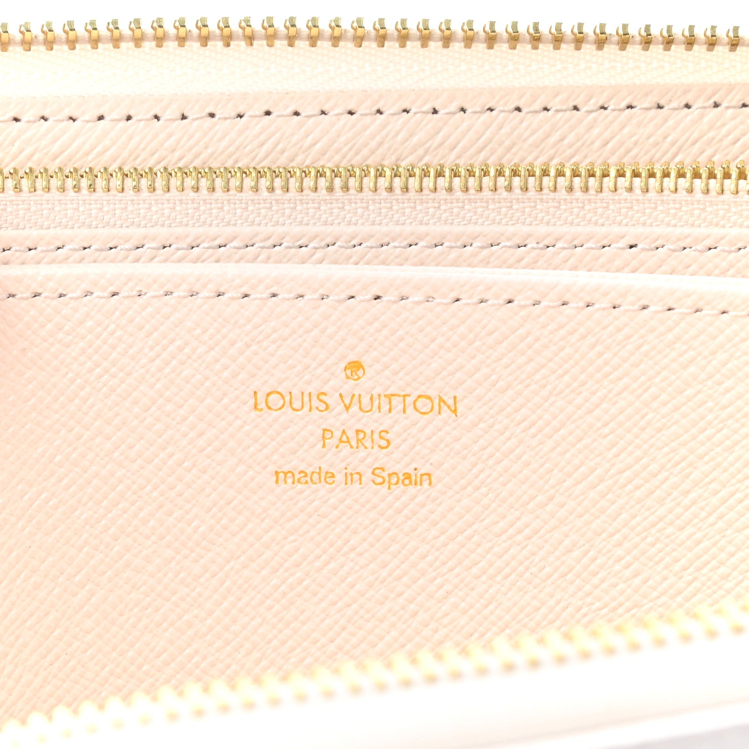 Louis Vuitton Monogram Giant By The Pool Zippy Wallet Brume 6 of 7