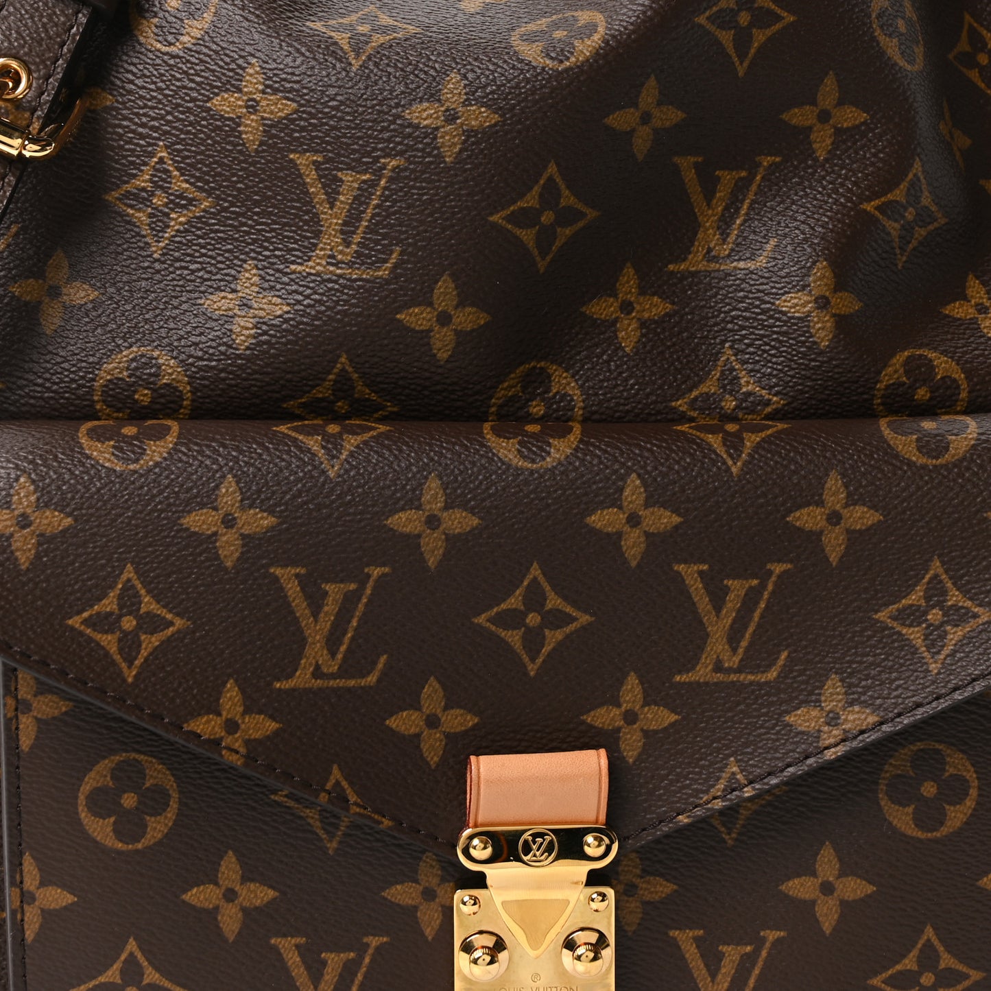 Monogram Metis