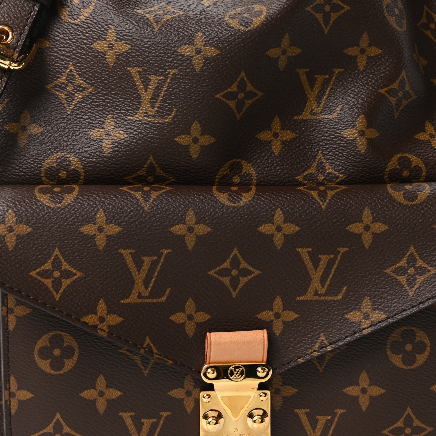 Louis Vuitton Monogram Metis 7 of 9