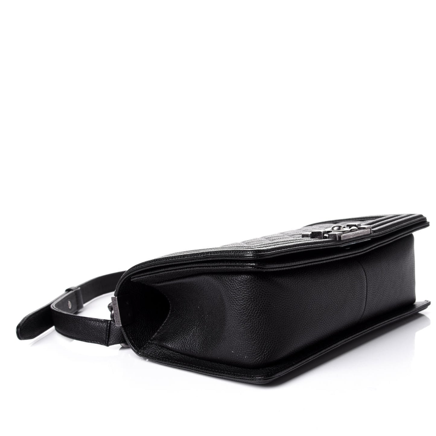 Caviar Quilted Medium Boy Flap Black