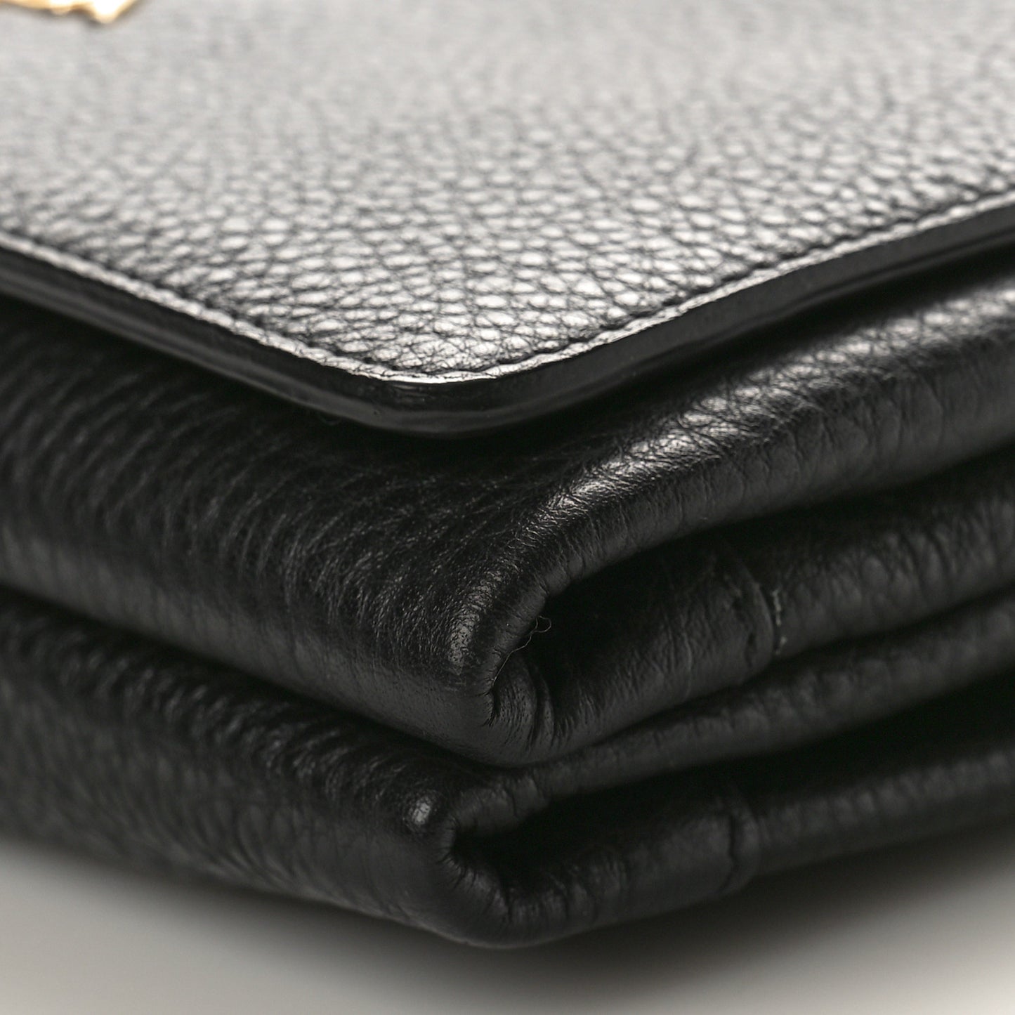 Vitello Daino Crossbody Flap Black