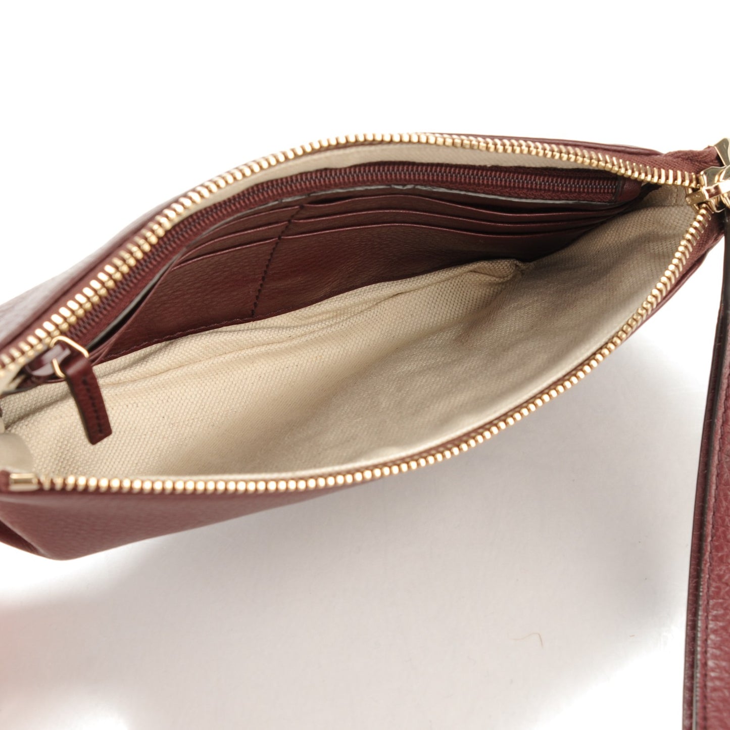 Pebbled Calfskin Soho Wristlet Scarlatto