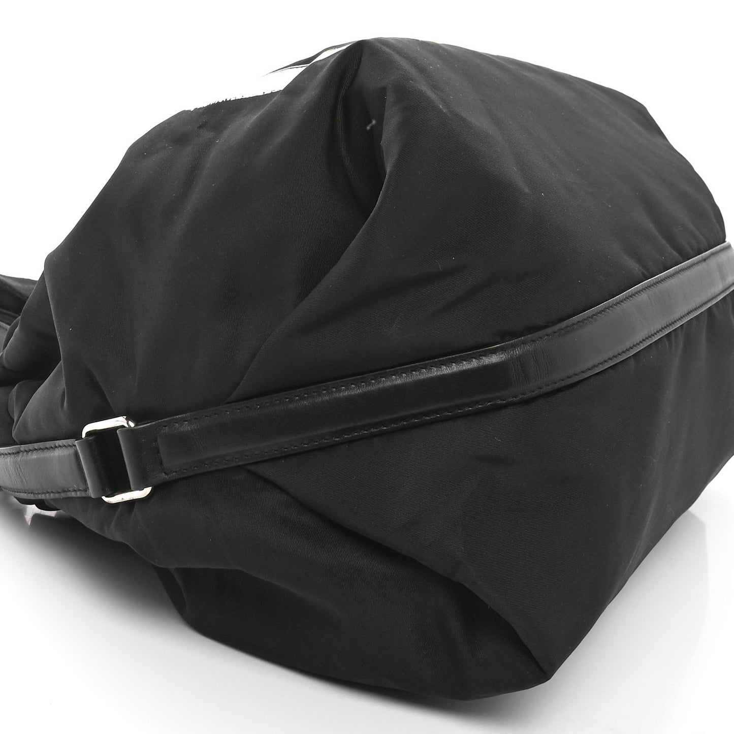 Nylon Medium Bundle Black White
