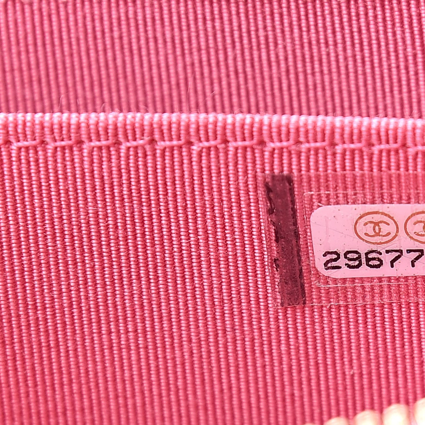 Caviar Quilted Zip Coin Purse Pink
