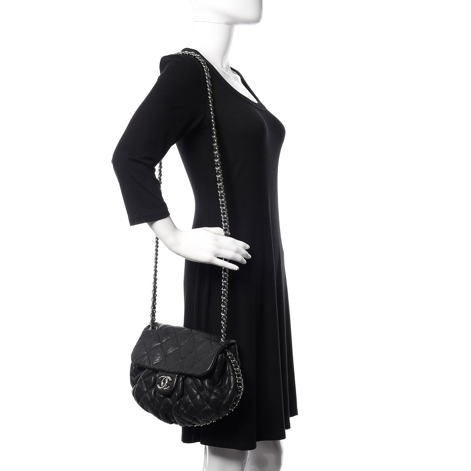 Chanel Washed Lambskin Quilted Medium Chain Around Messenger Black 2 of 15