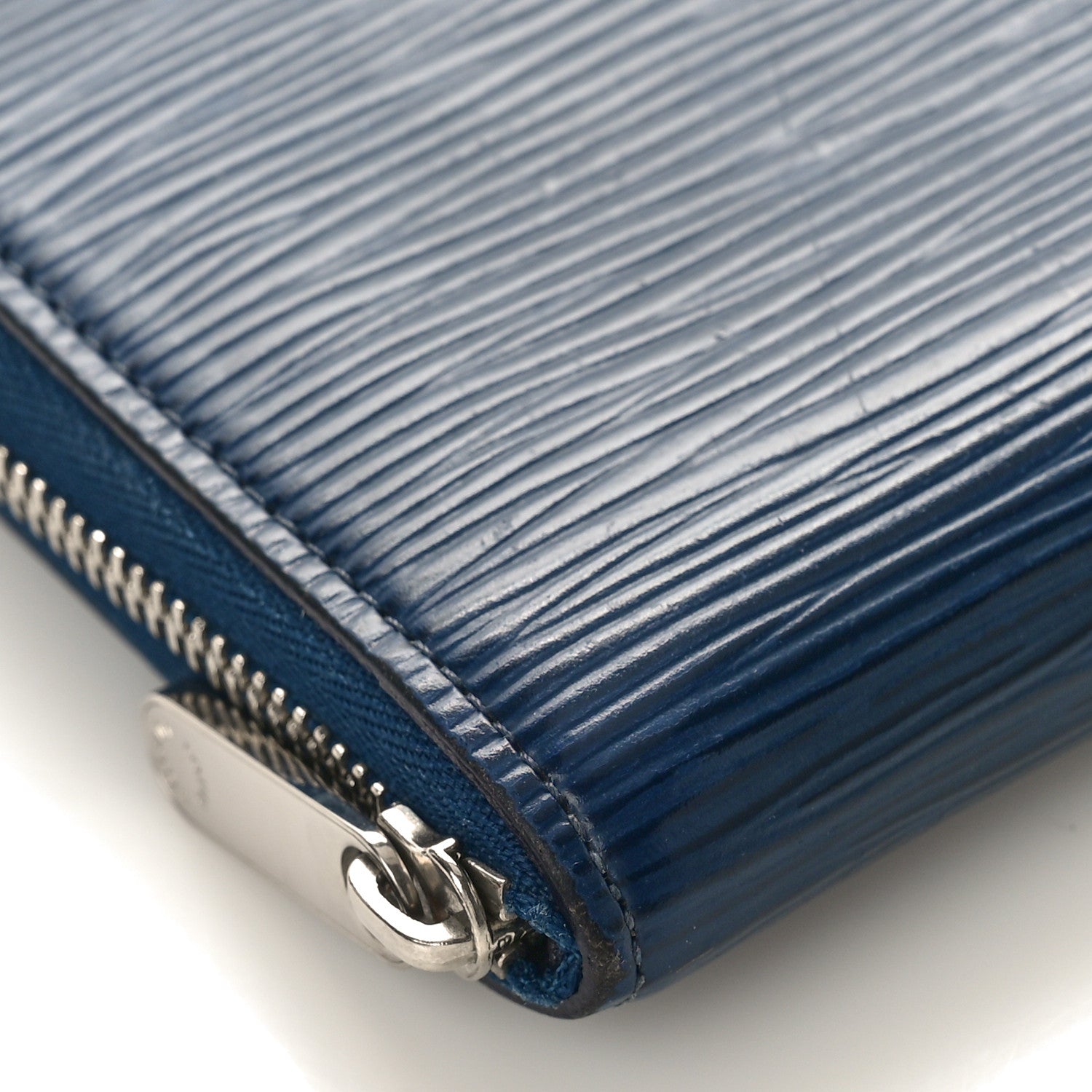 Louis Vuitton Epi Zippy Coin Purse Indigo 8 of 9
