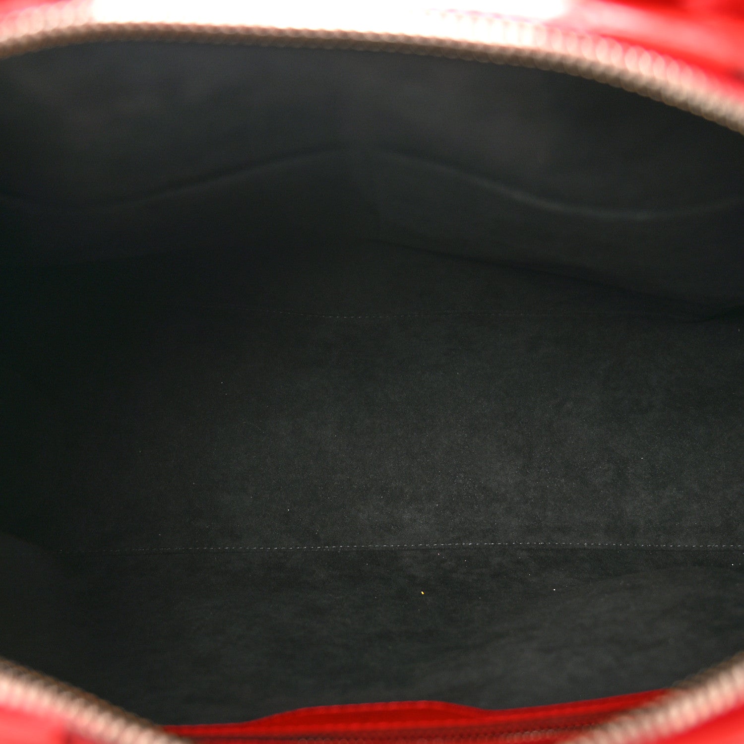 Louis Vuitton X Supreme Epi Keepall Bandouliere 45 Red 4 of 11