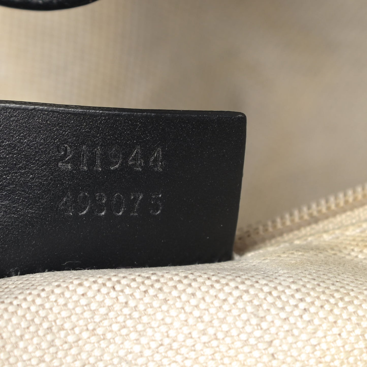 Monogram Medium Sukey Black