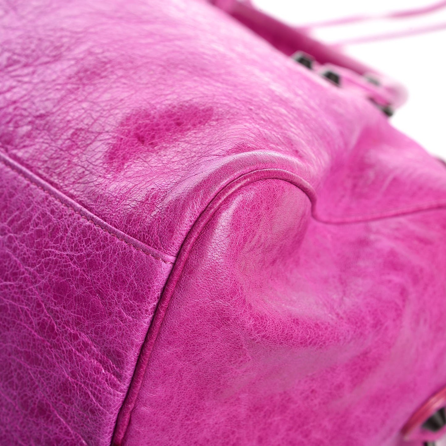 Chevre Classic Hardware Twiggy Magenta