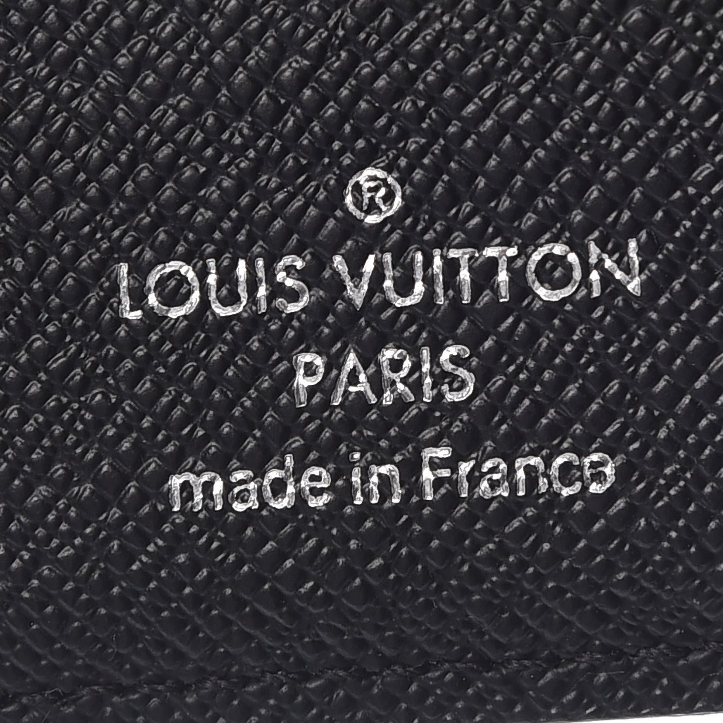Damier Graphite World Tour Multiple Wallet
