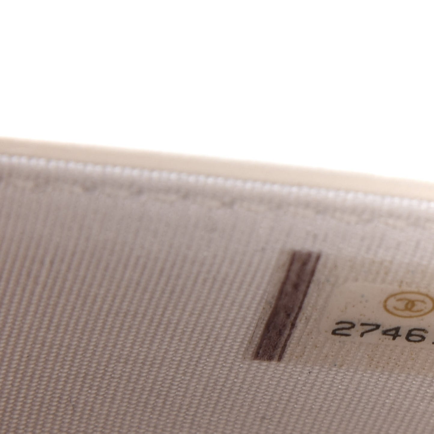 Caviar Quilted Boy Wallet On Chain WOC White