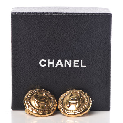 Chanel Round CC Clip On Earrings Gold 5 of 5
