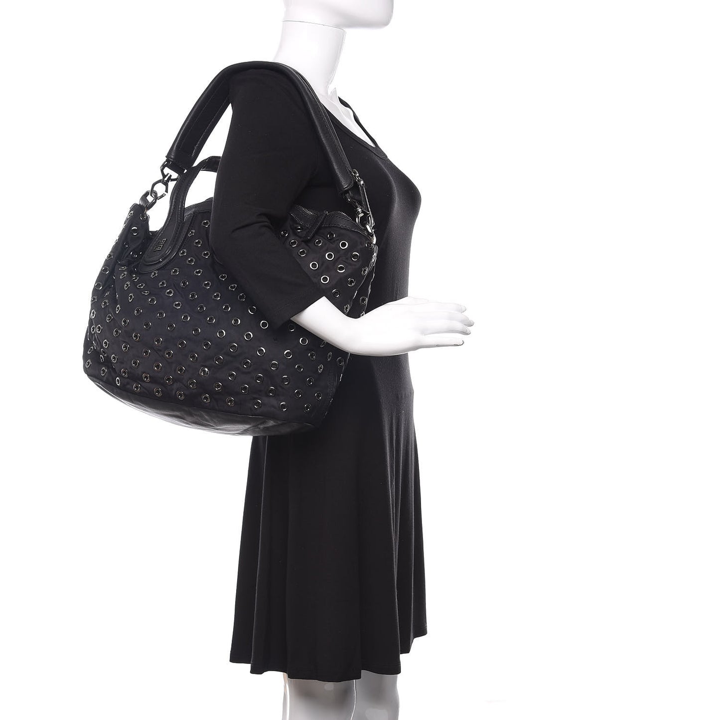 Nylon Grommet Medium Nightingale Black