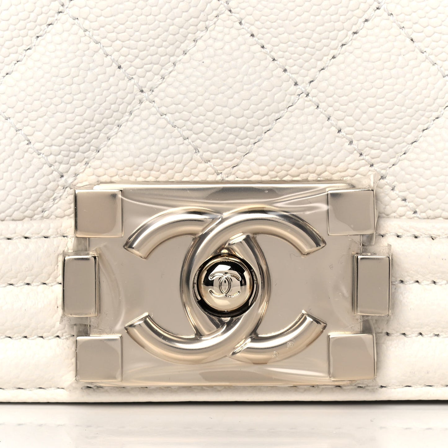 Caviar Quilted Medium Boy Flap White