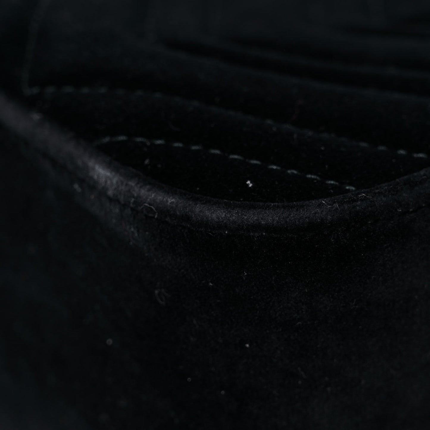 Velvet Matelasse Small GG Marmont Chain Shoulder Bag Black