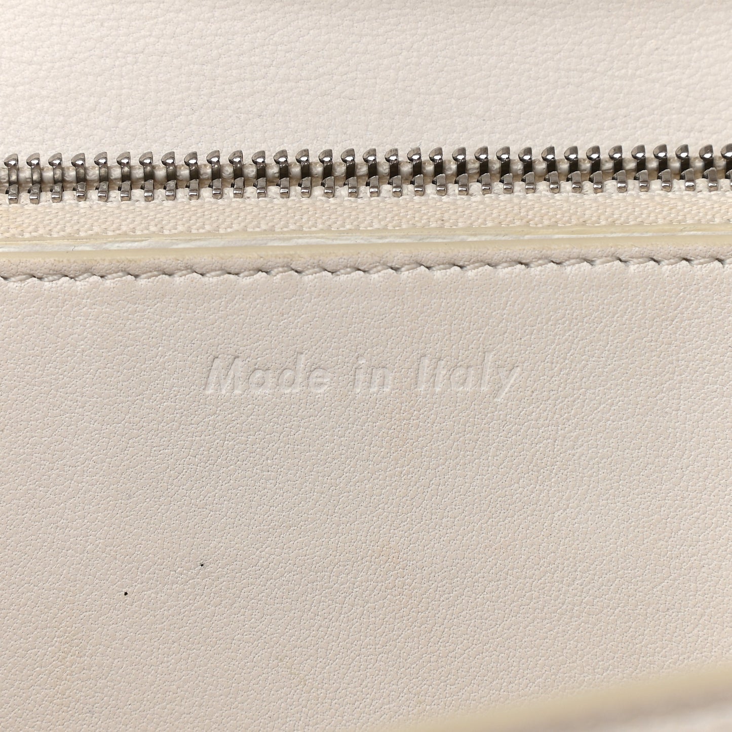 Liege Calfskin Medium Classic Box Flap Bag White