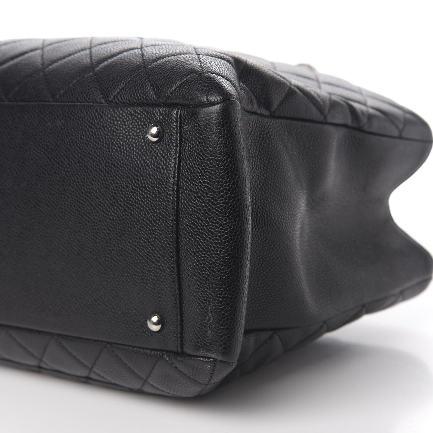 Caviar Quilted XL Grand Shopping Tote GST Black