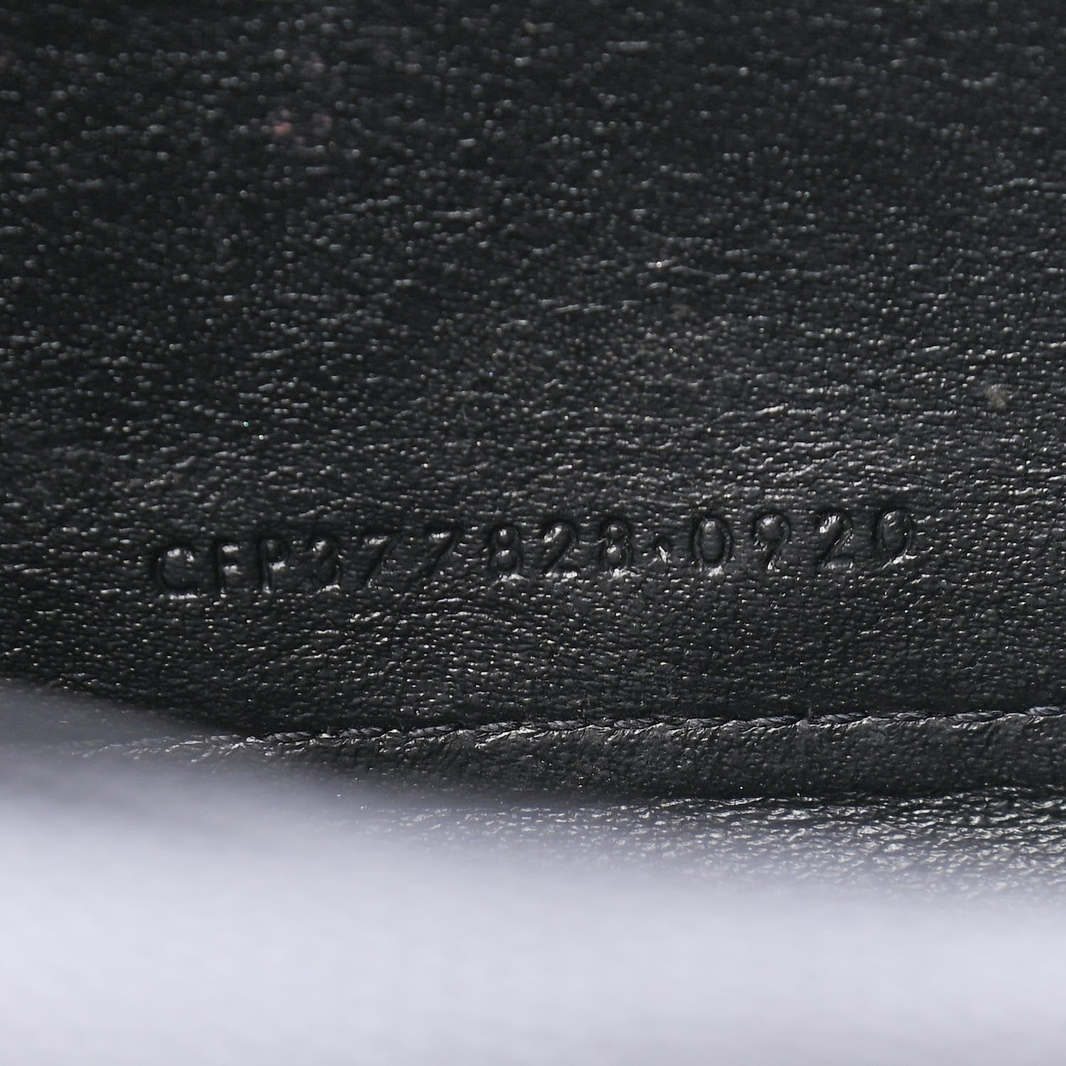 Saint Laurent Grain De Poudre Matelasse Chevron Monogram Chain Wallet Black 6 of 10