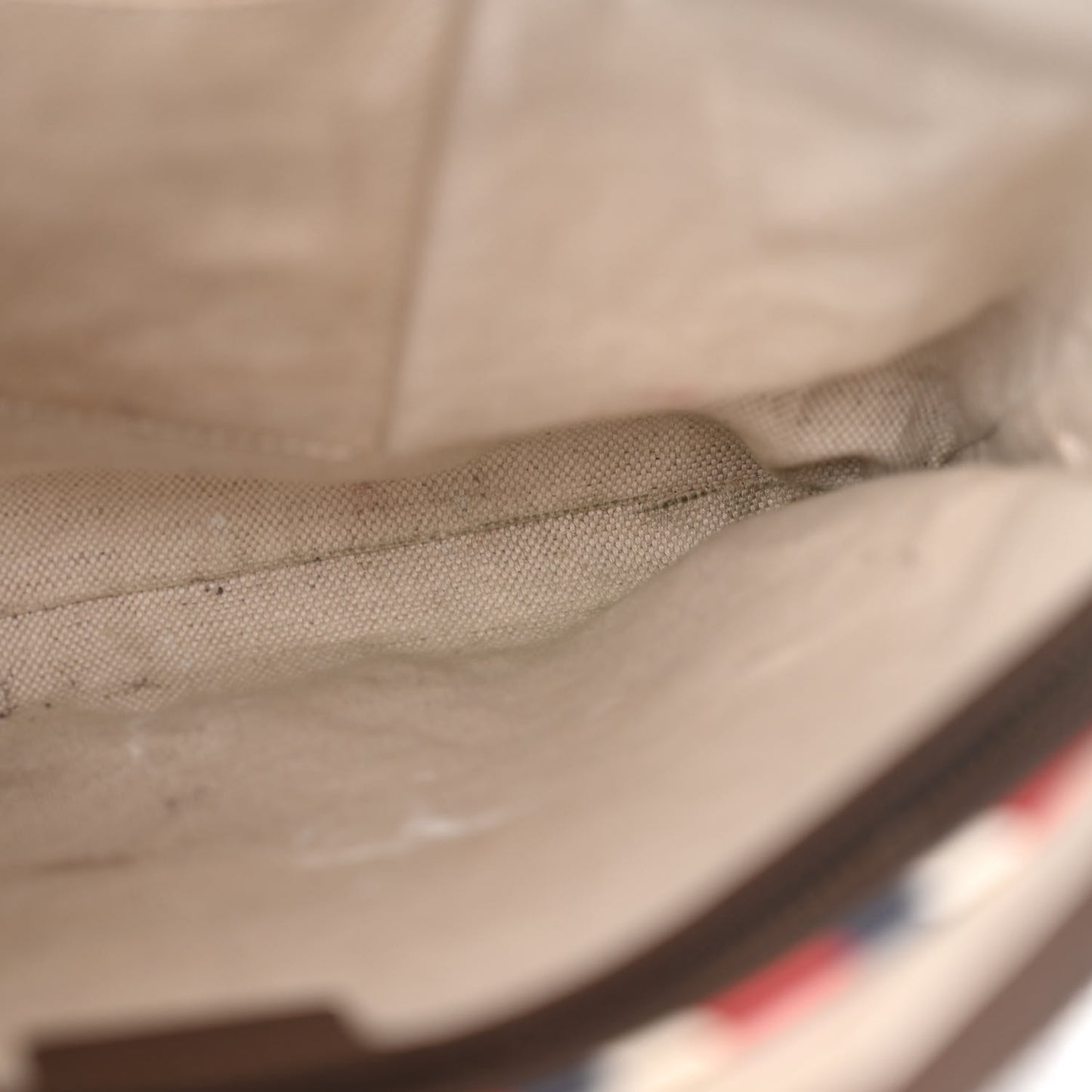 Soft GG Supreme Monogram Courrier Web Medium Flat Messenger Bag Beige New Acero Multicolor
