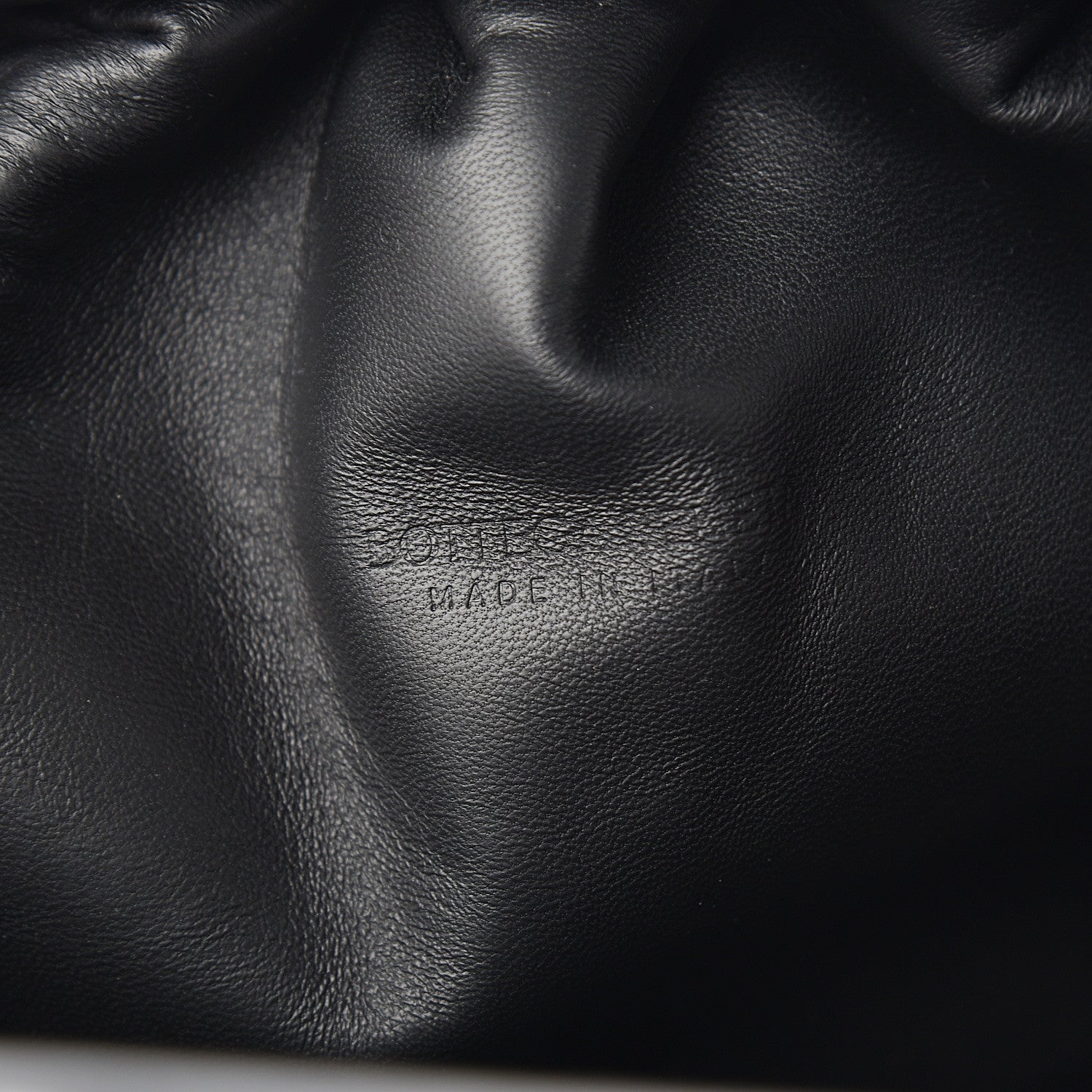 Bottega Veneta Nappa Maxi Intreccio The Pouch Oversized Clutch Black 5 of 8