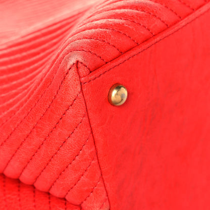 Chanel Wrinkled Lambskin Chevron Quilted Large Surpique Tote Red 11 of 20