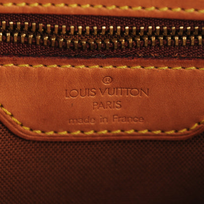 Louis Vuitton Monogram Cabas Mezzo 6 of 8