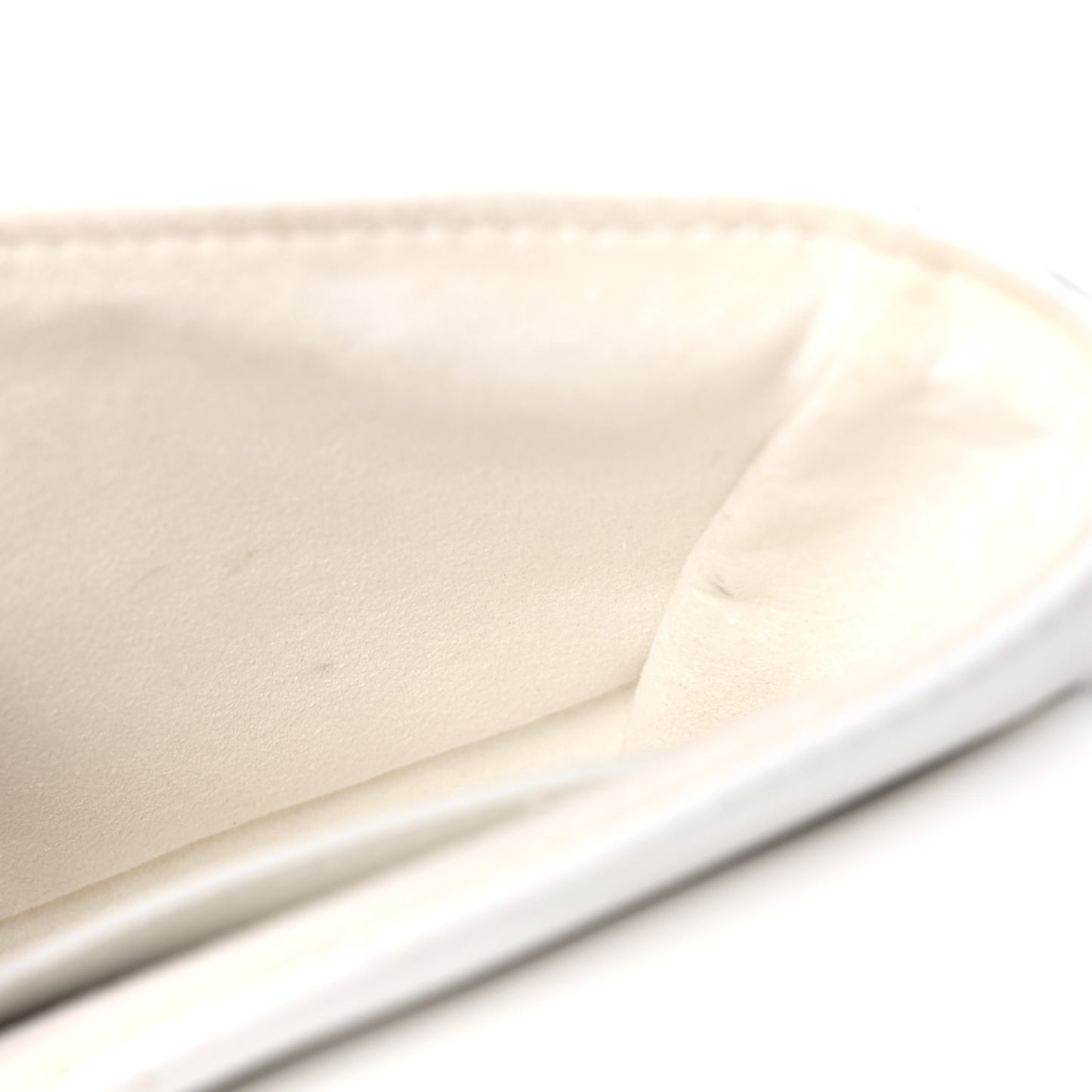 Calfskin New Wave Multi Pochette Snow