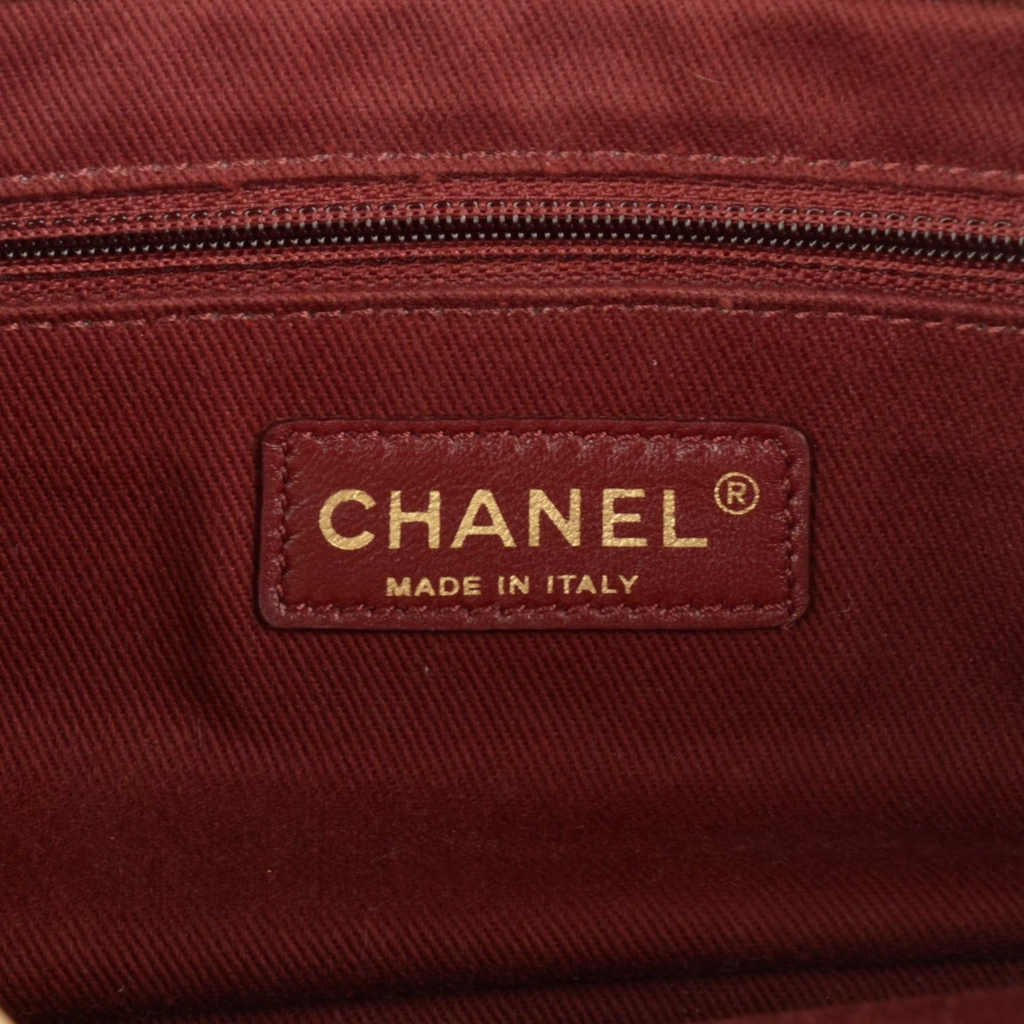 Calfskin Quilted Medium Pondichery Flap Gold