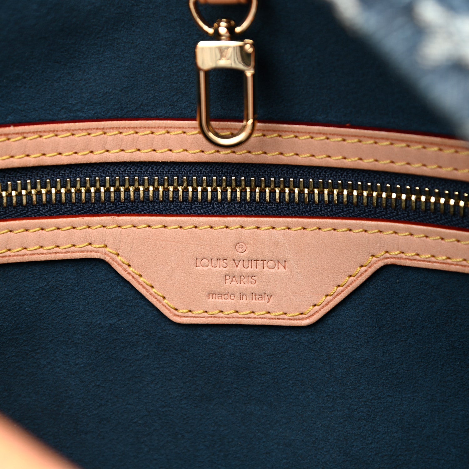 Louis Vuitton Denim Daily GM Gris Blue 6 of 10