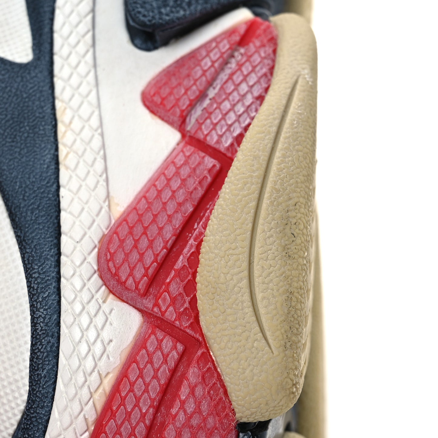 X GUCCI GG Supreme Monogram Allover Logo Womens Triple S Sneakers 37 Beige Ebony Mystic White