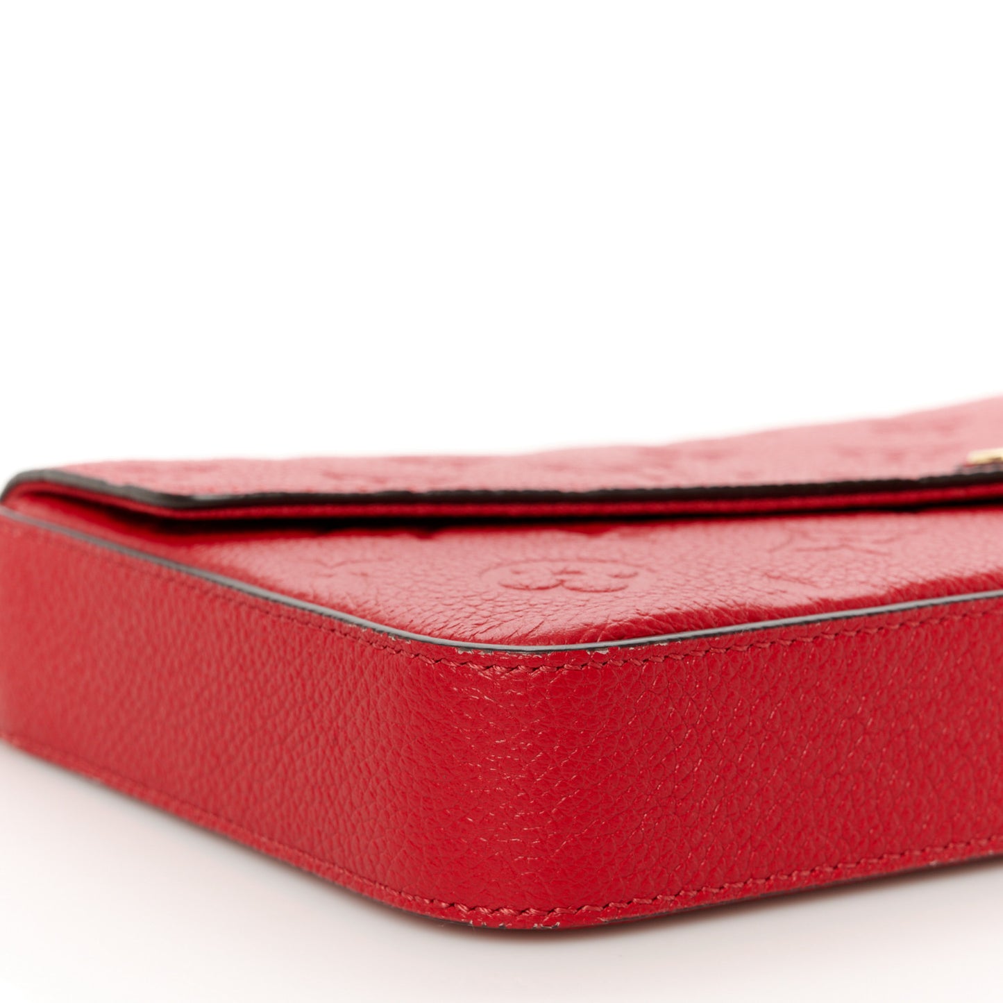 Empreinte Pochette Felicie Chain Wallet Scarlet