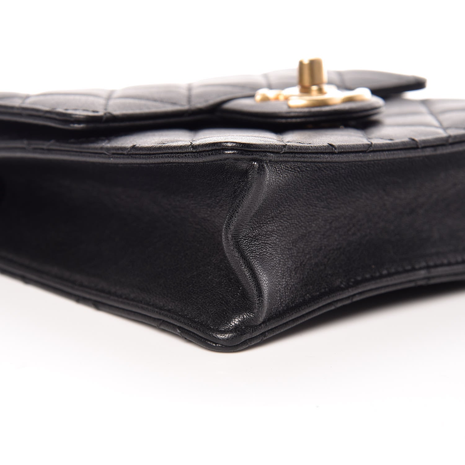 Chanel Lambskin Quilted Chic Pearls Flap Black 5 of 10
