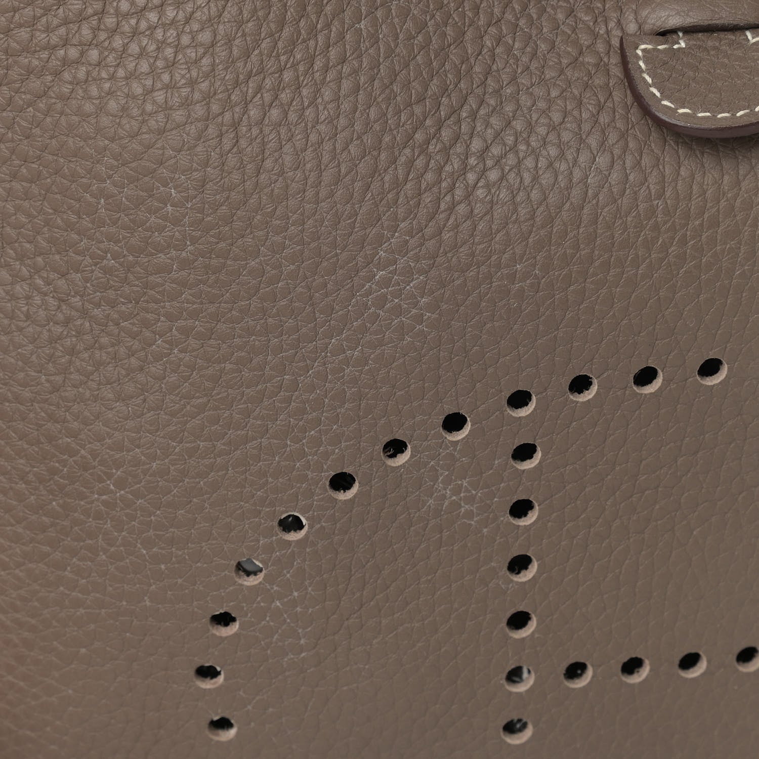 Hermes Taurillon Clemence Evelyne III PM Etoupe 13 of 14