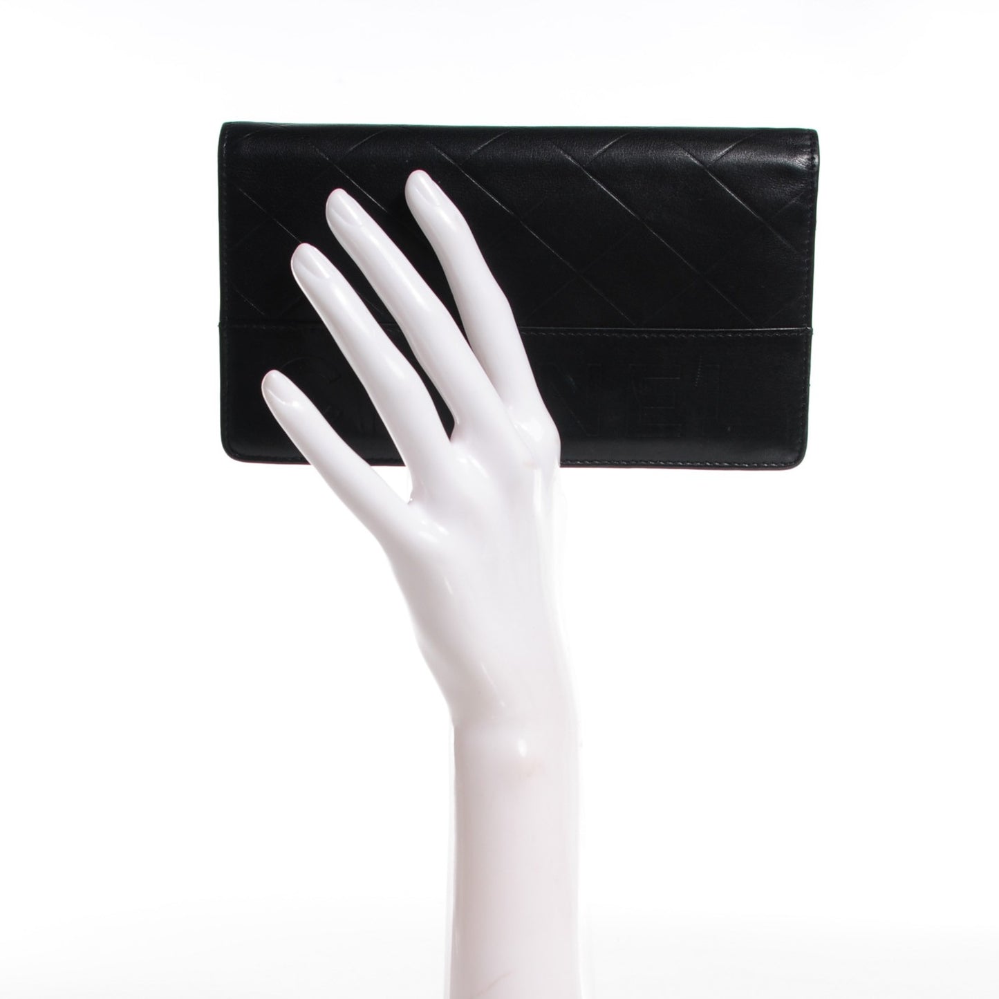 Lambskin Quilted Yen Wallet Black
