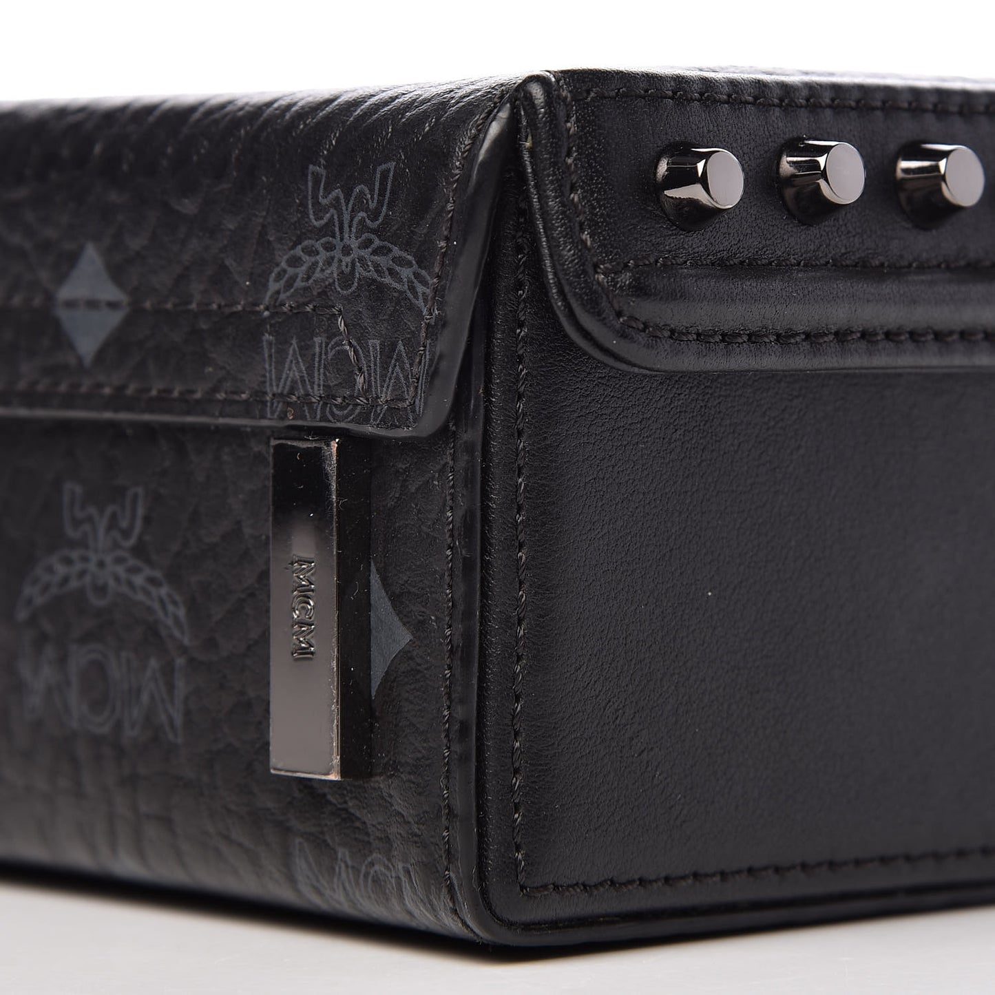 Visetos Small Berlin Crossbody Black